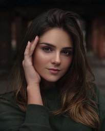 c8bcaa1c60754741a7c8adca2996b479-min